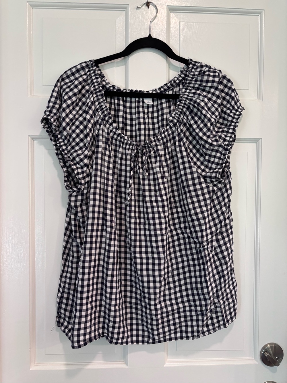 Old Navy XL Black and White Gingham Short Sleeve Gathered Peasant Top